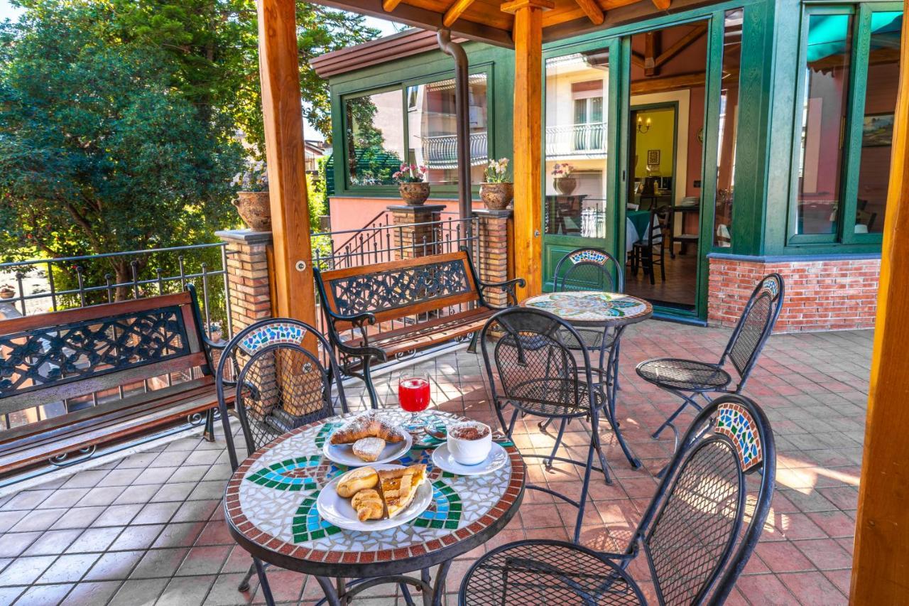 Alhambra - Guest House Di Charme Джаре Екстериор снимка