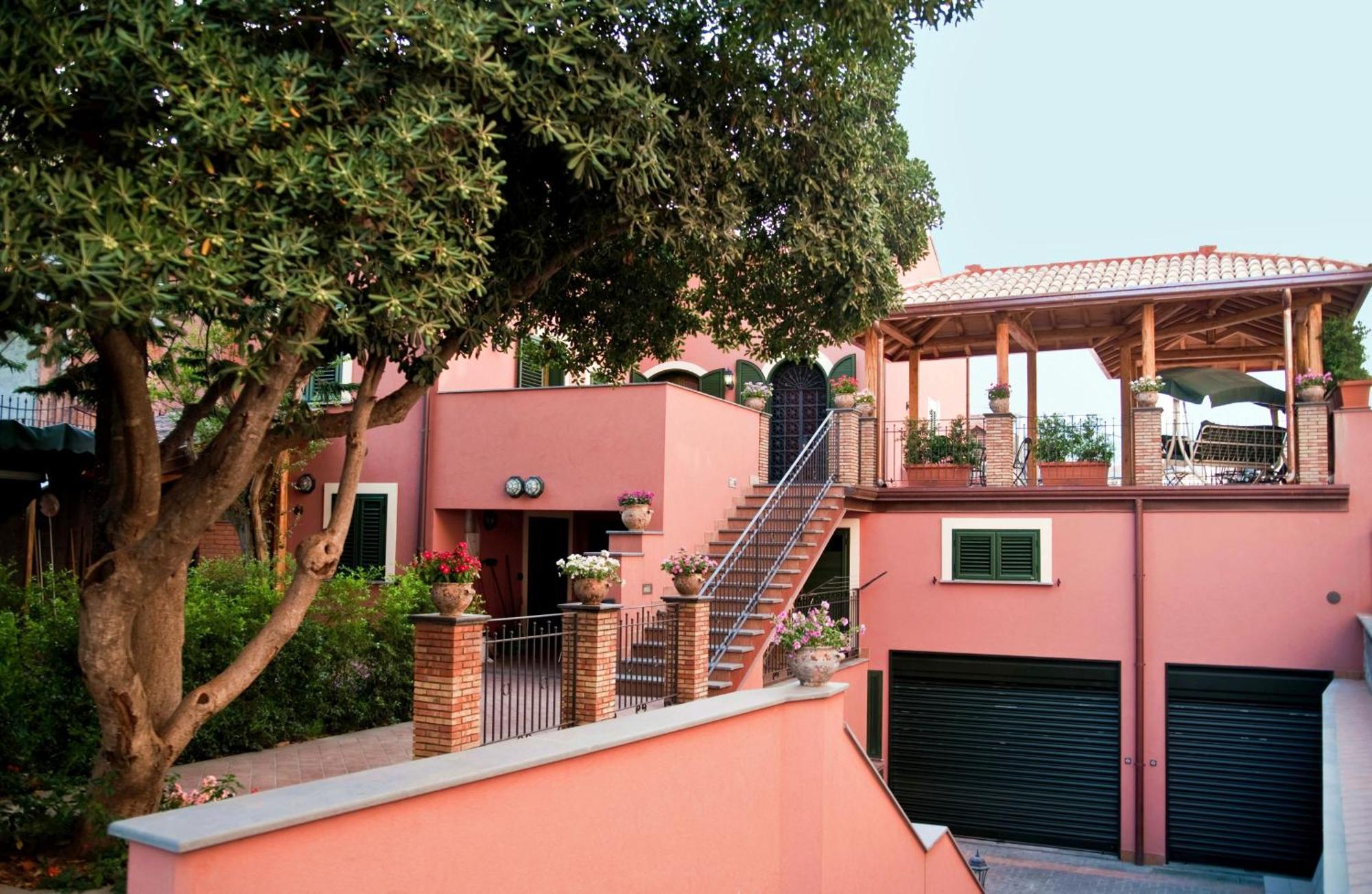 Alhambra - Guest House Di Charme Джаре Екстериор снимка