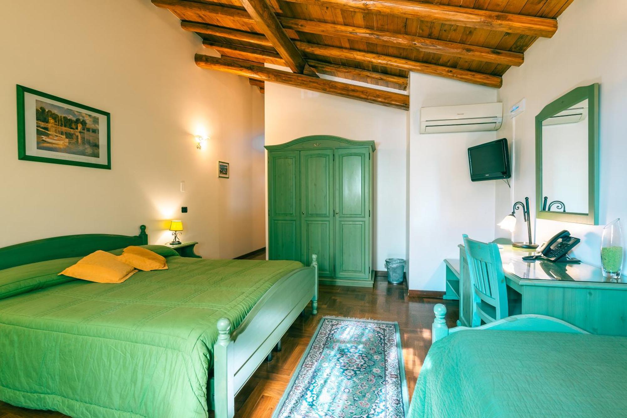 Alhambra - Guest House Di Charme Джаре Екстериор снимка