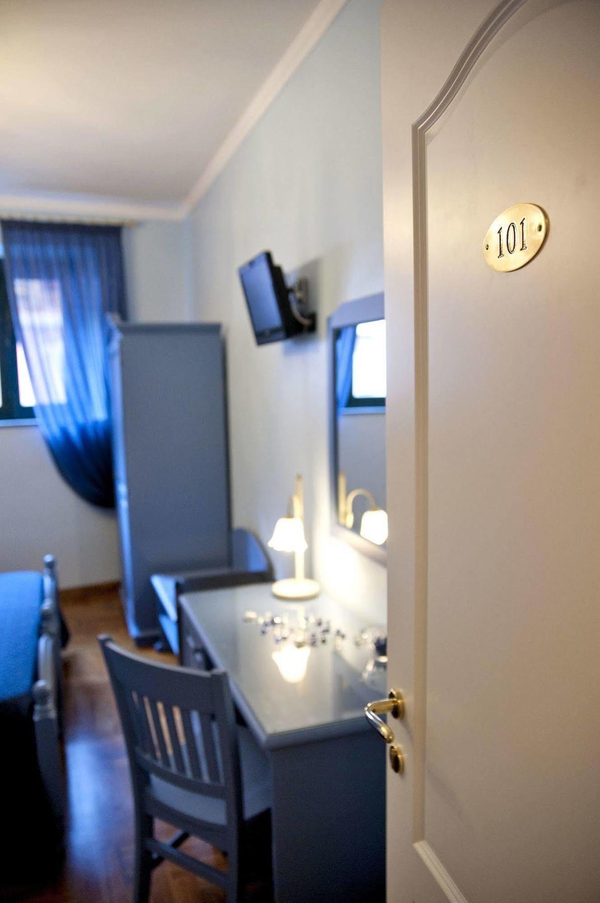 Alhambra - Guest House Di Charme Джаре Екстериор снимка