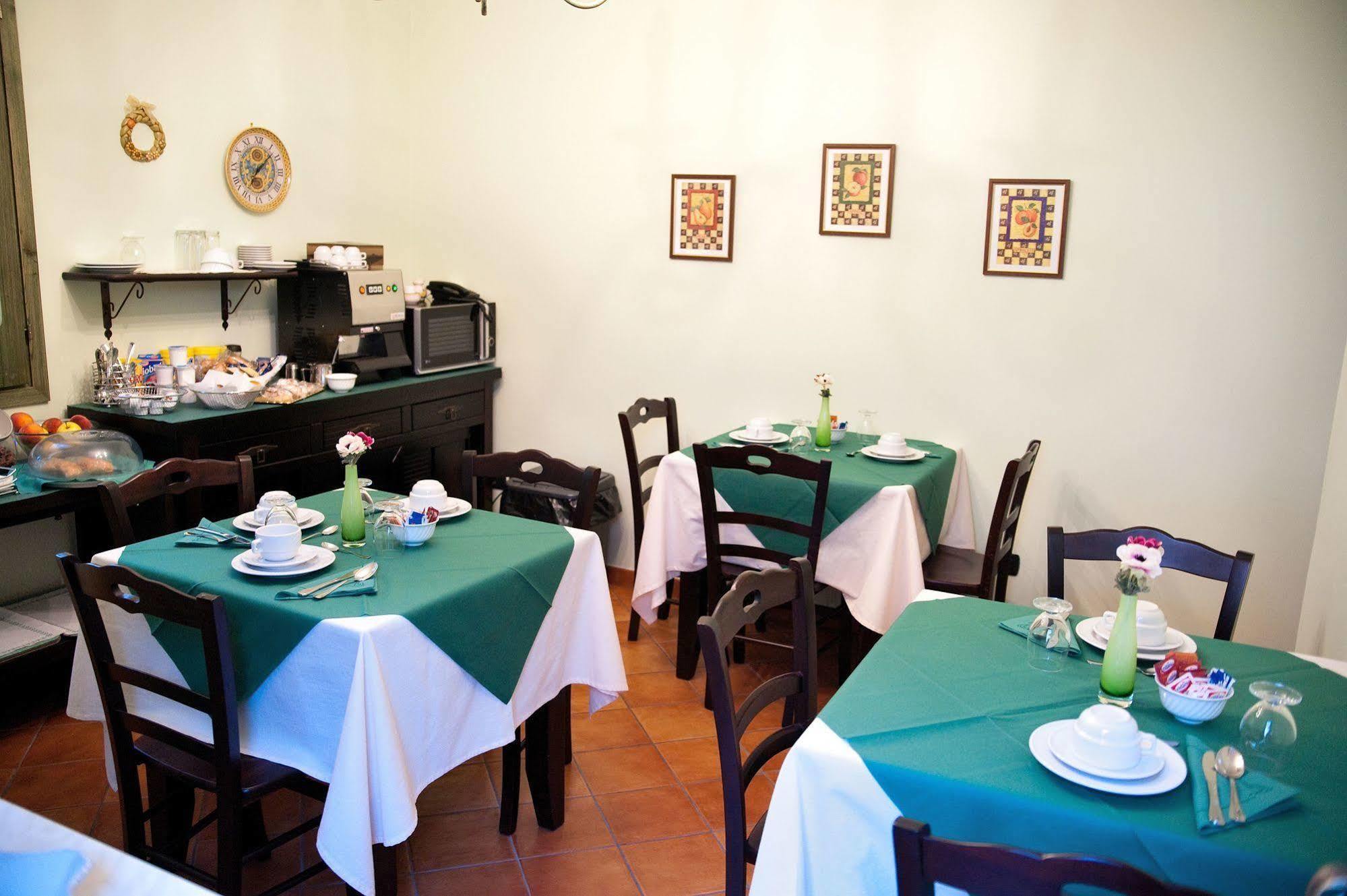 Alhambra - Guest House Di Charme Джаре Екстериор снимка